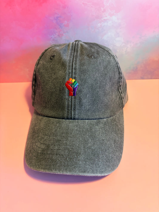 Cap stonewashed „ Pride Fist“