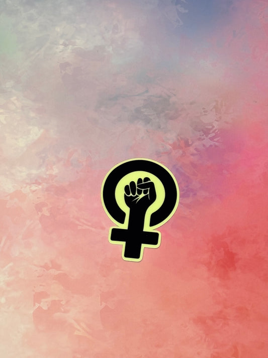 Sticker nachtleuchtend „ feministische Faust“
